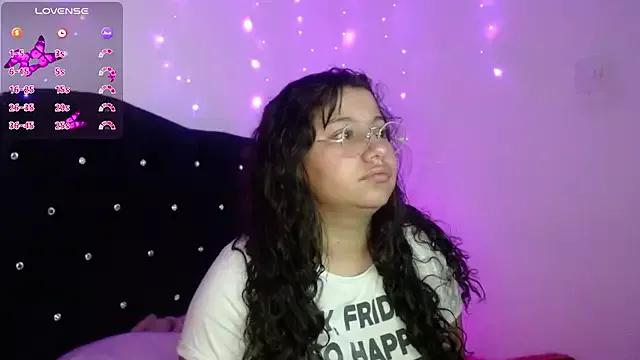 Miaa_Smiith1 from StripChat