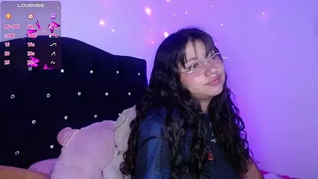 Miaa_Smiith1 from StripChat