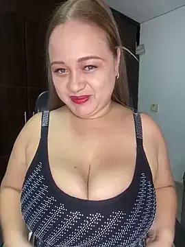Miaa_velvett from StripChat is Freechat