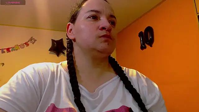 Miaabrownnn from StripChat