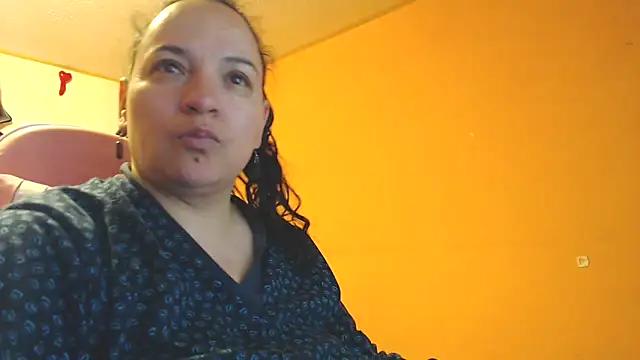 Miaabrownnn from StripChat