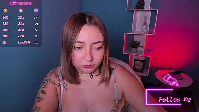 miaawild from StripChat