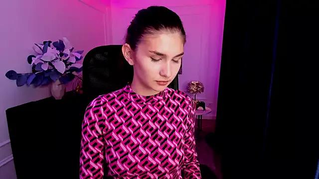 MiaAxel from StripChat