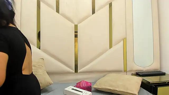 MiaDixon_ from StripChat is Freechat