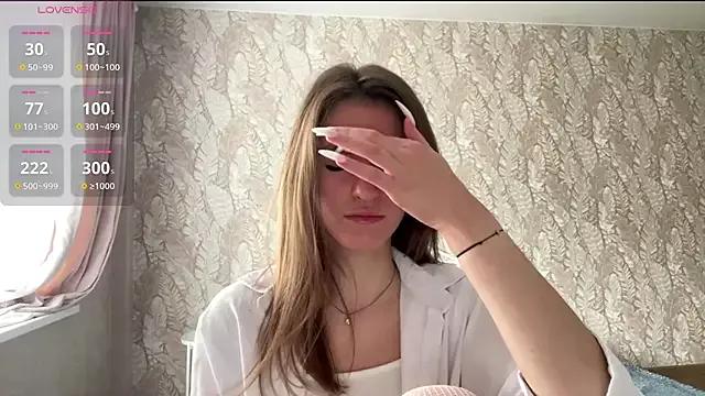 miainheat from StripChat