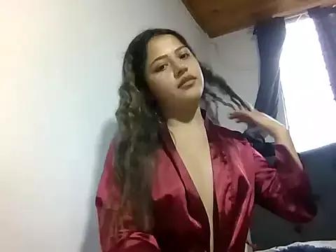 MiaLatina7 from StripChat is Freechat