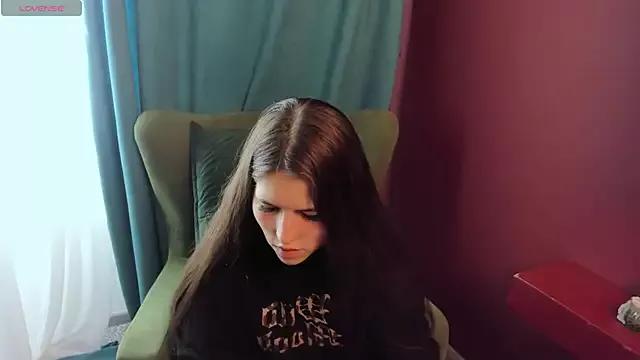 MiaMialani from StripChat