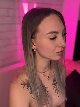MiaMinx from StripChat