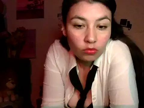 miarosse22 from StripChat is Freechat