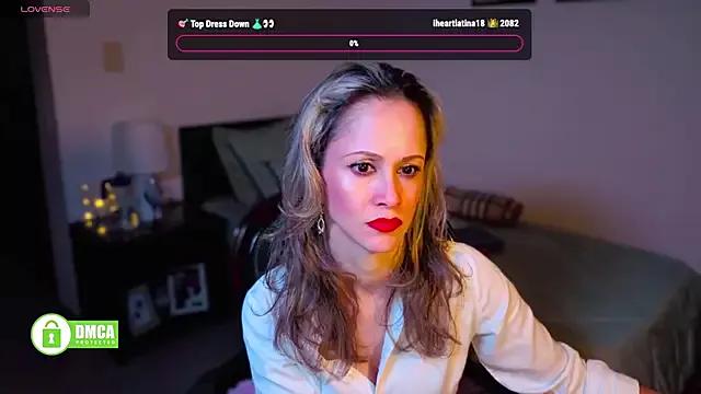Miasiren from StripChat is Freechat