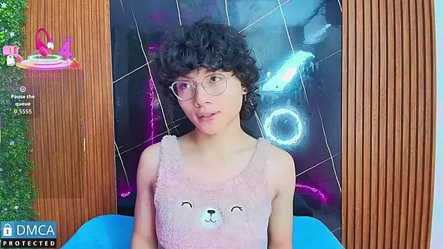 Mich_marin_ webcams show profile image 