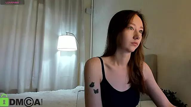 Miche1le_Allenne from StripChat is Freechat