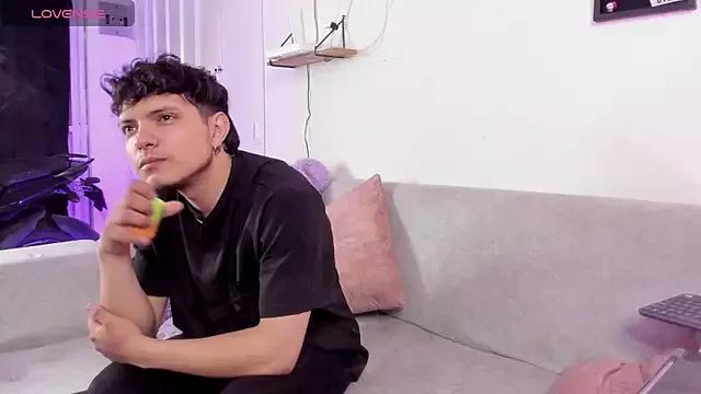 MidNightTouch-21 from StripChat is Freechat