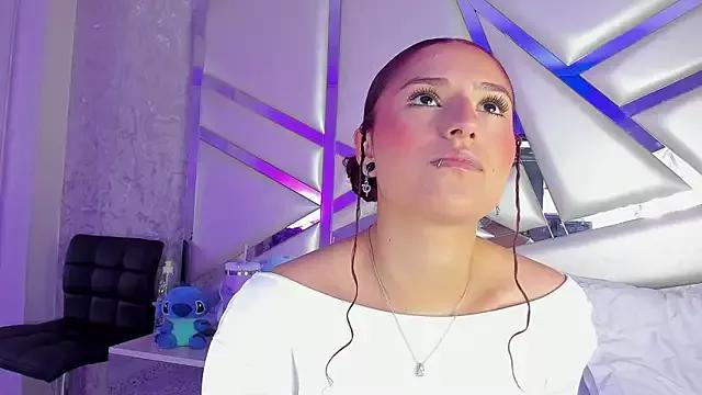 Miia002 from StripChat