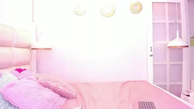 Miia_Glow webcams show profile image 