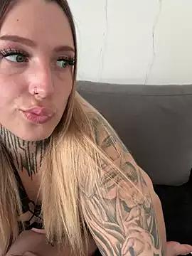 Miia_Lynn from StripChat
