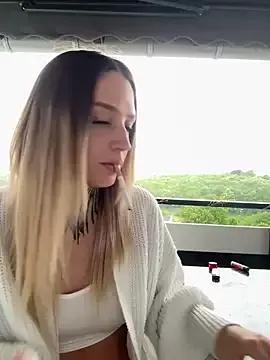Miia_Lynn from StripChat