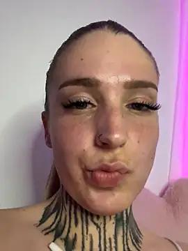 Miia_Lynn from StripChat