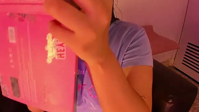Miia_Thompsonn from StripChat