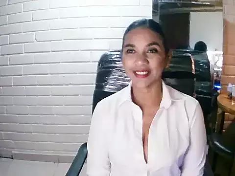 MiiaVelasquez from StripChat