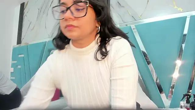 miilaklum from StripChat