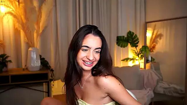 miilky_wayy from StripChat