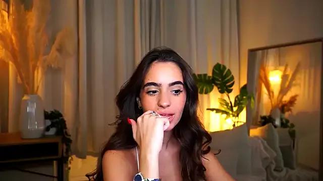 miilky_wayy from StripChat