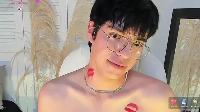 miilo_wolf from StripChat