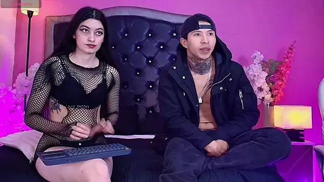 Mike_and_Sttar from StripChat is Freechat