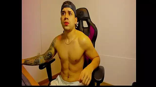 Mike_montoya01 from StripChat is Freechat