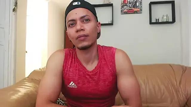 mike_rolly_hot from StripChat is Freechat