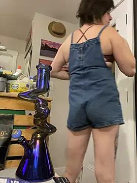 mikittyy from StripChat