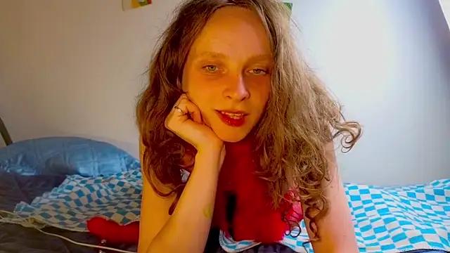 MikkyMoony from StripChat
