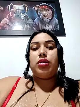 MilaaRooy from StripChat is Freechat
