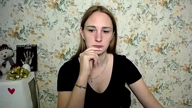 Milana_Cutie_ from StripChat is Freechat