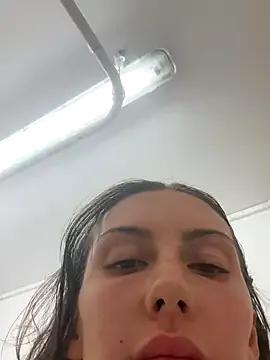 MilaRenee from StripChat is Freechat