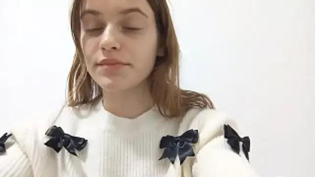 MildredVillareal webcams show profile image 