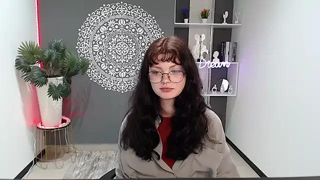 MileyRood from StripChat is Freechat