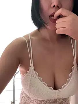 Mili-77 from StripChat