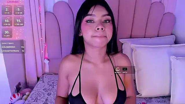Mili_quintero from StripChat is Freechat