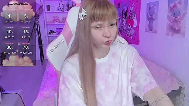 Milia_Parker from StripChat is Freechat