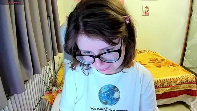MilisaSweet777 from StripChat