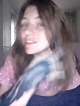 MilkDaizy from StripChat is Freechat