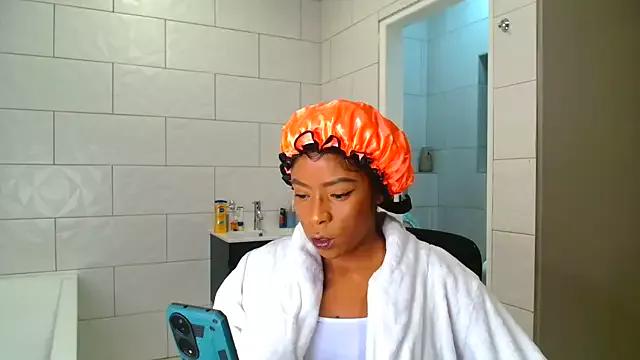 MILLA900 from StripChat
