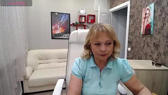 Milla_Cutie18 from StripChat