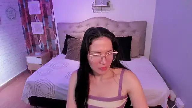 Milla_lourents from StripChat