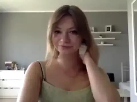 MillieShow from StripChat