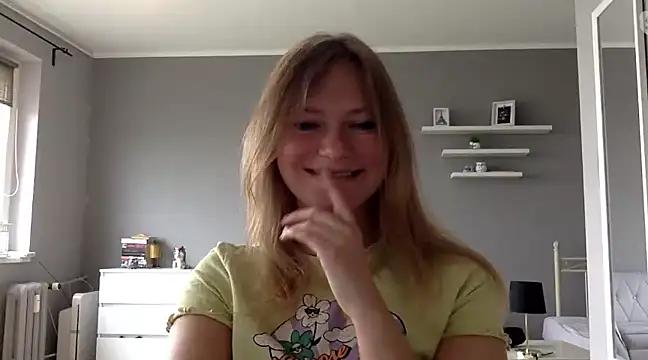 MillieShow from StripChat