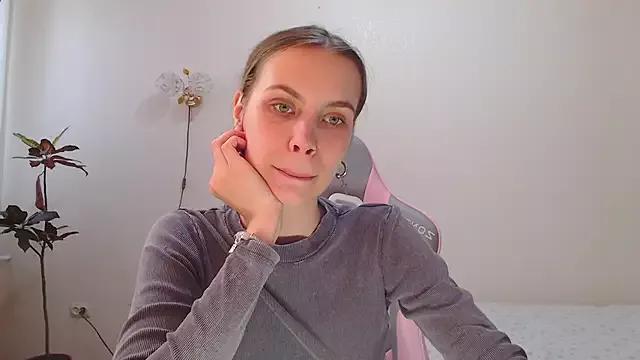 milly_ross from StripChat