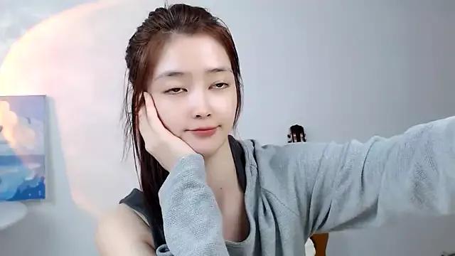 Mimi-cnbaby from StripChat